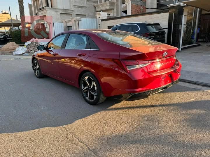 هیوندای ئەلەنترا
